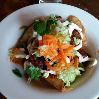 Fat Cats - Amazing Beef Nachos - New American Near Me - Cleveland, Ohio Fat Cats - Amazing Beef Nachos - New American Near Me - Cleveland, Ohio