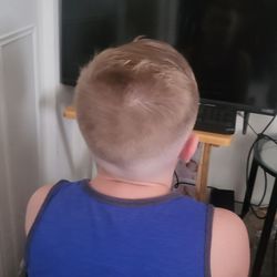 Fresh Cuts Barbershop - Fresh and smooth.