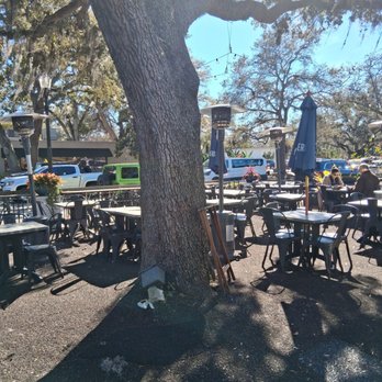 Gigglewaters - Outside seating - American Near Me - Safety Harbor, Florida Gigglewaters - Outside seating - American Near Me - Safety Harbor, Florida