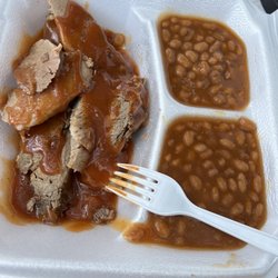Marshall's Comeback BBQ - Brisket plate with beans