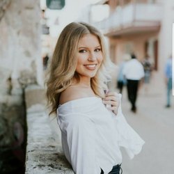 Shear Vanity - Balayage highlights and style