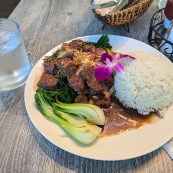 MR EAST KITCHEN - Updated September 2024 - 1529 Photos & 764 Reviews