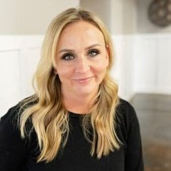 Warner Family Dental - Sheri Office Manager