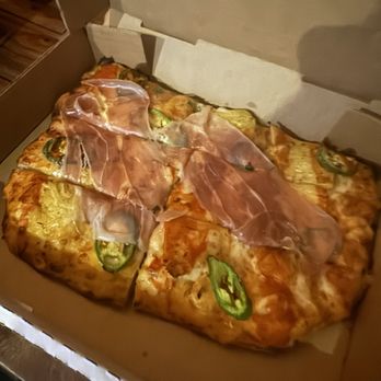 Triple Beam Pizza - Pizza Near Me - Glendora, California