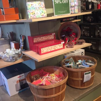 Williams-Sonoma Outlet - Sale - Kitchen & Bath Near Me - Leesburg, Virginia
