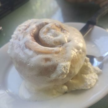 Bread Winners Cafe & Catering - Cinnamon roll - Breakfast & Brunch Near Me - Arvada, Colorado