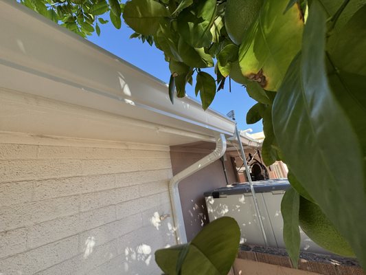 Removal steel 5 inch cutters installed 6 inch aluminum seamless gutters - This house had old steel 5 inch gutters with seems every 5 feet that leaked everywhere. Gutters were rusted out and not installed correctly so water was able to get behind the gutter. We removed and installed nice aluminum 6 inch seamless white gutters. Customer was very happy. Customers curb appeal was greatly increased. Removal steel 5 inch cutters installed 6 inch aluminum seamless gutters - This house had old steel 5 inch gutters with seems every 5 feet that leaked everywhere. Gutters were rusted out and not installed correctly so water was able to get behind the gutter. We removed and installed nice aluminum 6 inch seamless white gutters. Customer was very happy. Customers curb appeal was greatly increased.