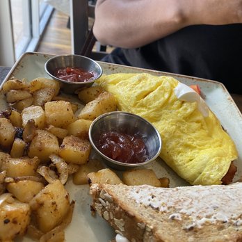 First Watch - The works omelette - Breakfast & Brunch Near Me - San Antonio, Texas
