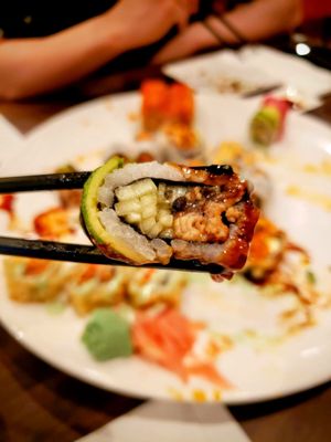 Aki Nom Nom Sushi and Ramen by null