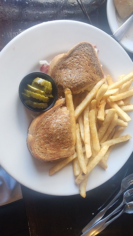 Social spots from Storrowton Tavern & Carriage House