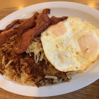 Hamburger Express - Eggs, turkey bacon and hash browns combo - Burgers Near Me - Whittier, California