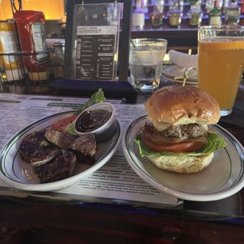 Norman's Tavern - Steak bits & wagyu slider - American Near Me - Miami Beach, Florida