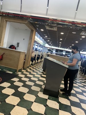 EC Diner by null