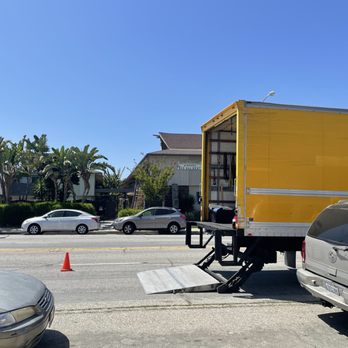 Movers and Movers - Torrance - NEW company--- NOT movers and movers-- putting cones around their area and not refusing service for not having any parking. - Movers Near Me Movers and Movers - Torrance - NEW company--- NOT movers and movers-- putting cones around their area and not refusing service for not having any parking. - Movers Near Me