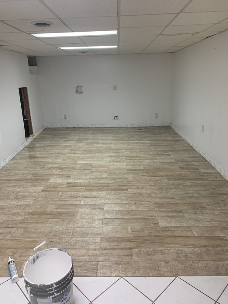 Slide of Mónaco Plumbi