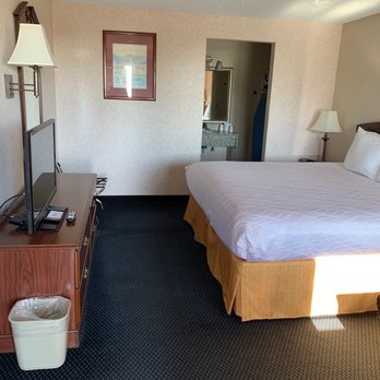 Americoast Inn - Hotels Near Me - Brookings, Oregon Americoast Inn - Hotels Near Me - Brookings, Oregon