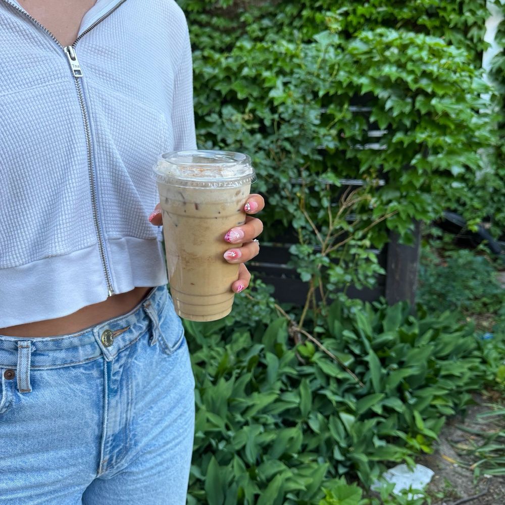 banana bread latte - 10/10!! banana bread latte - 10/10!!