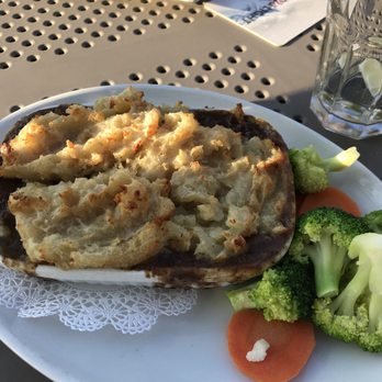 Cuchulainn's Irish Pub - Irish Near Me - Mississauga, Ontario