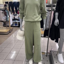 Athletic wear