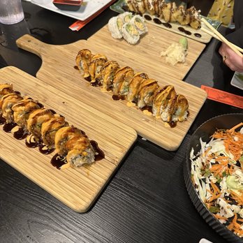 Sushi Love - Sushi Bars Near Me - Avondale, Arizona Sushi Love - Sushi Bars Near Me - Avondale, Arizona