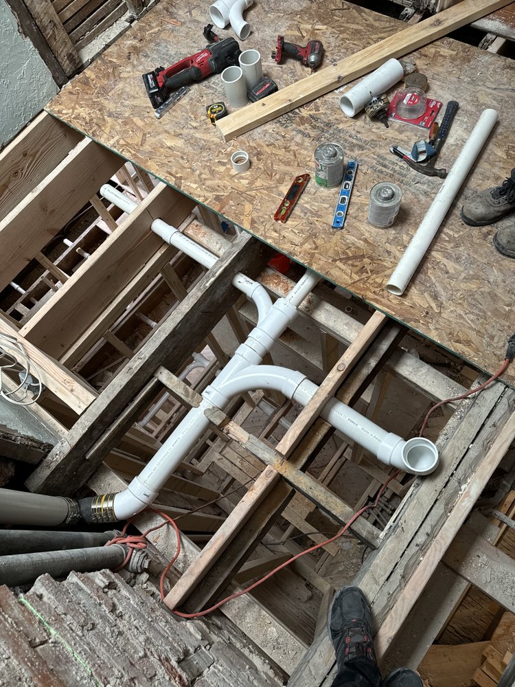 Slide of Pareja Plumbing