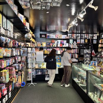 マジックショップ MISDIRECTIONS MAGIC SHOP - Updated November 2025 - 56 Photos