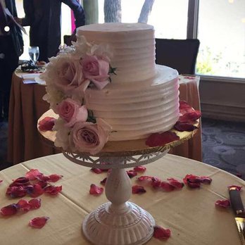Skiff's Cakes - Bakeries Near Me - Simi Valley, California Skiff's Cakes - Bakeries Near Me - Simi Valley, California