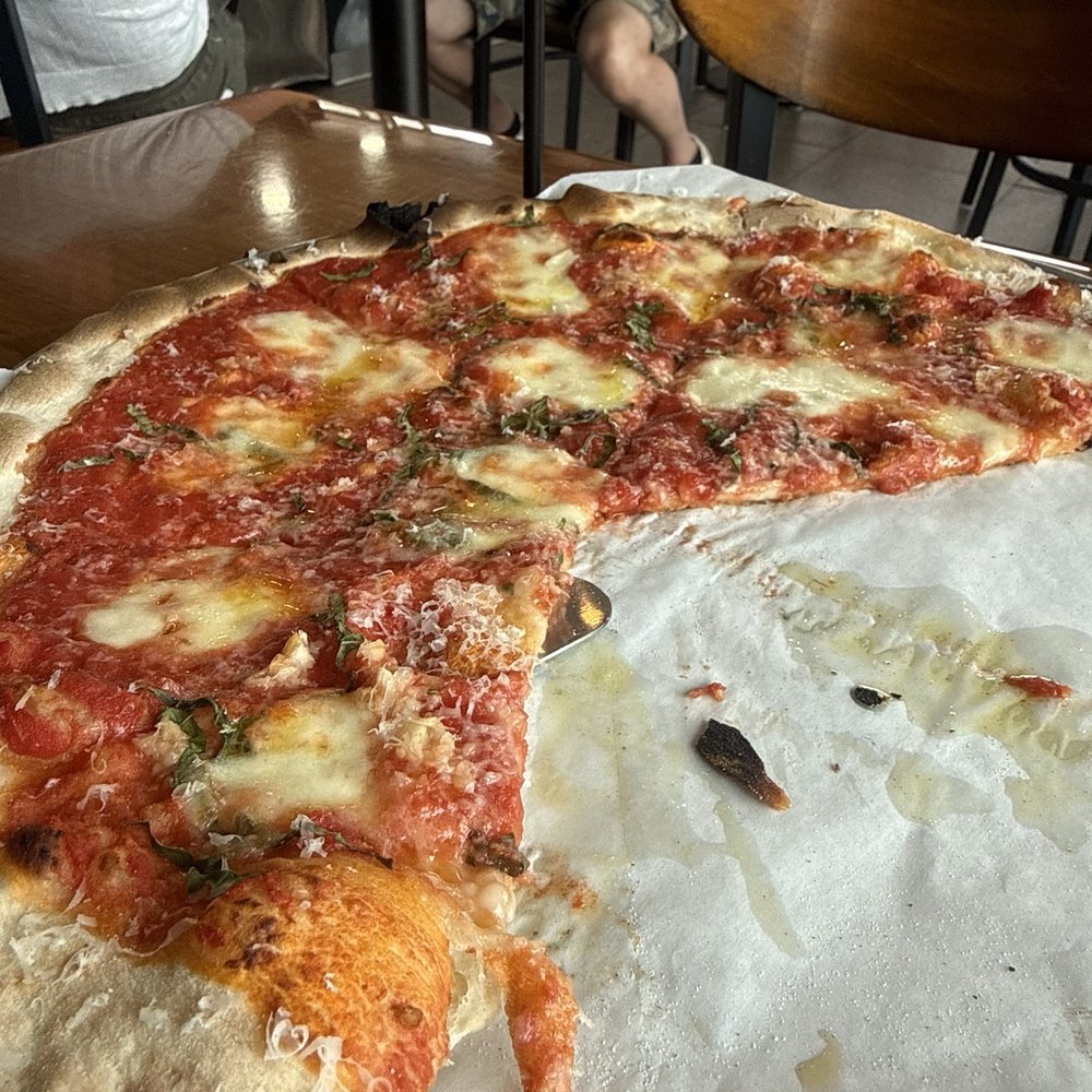 Solamente Pizza - Thin & Crispy PIZZA MARGHERITA - Pizza Near Me - Las Vegas, Nevada Solamente Pizza - Thin & Crispy PIZZA MARGHERITA - Pizza Near Me - Las Vegas, Nevada