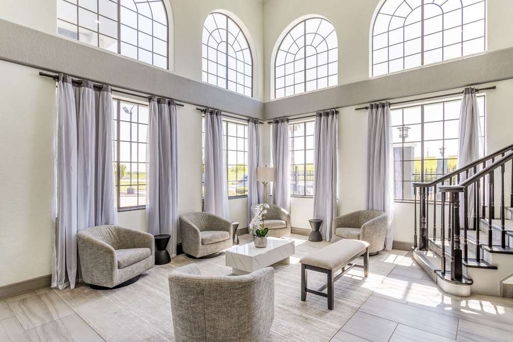 BEST WESTERN TEXAS CITY I45 Updated October 2024 29 Photos 10620