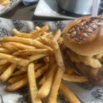 Ford's Garage St. Augustine - Burger - Burgers Near Me - St. Augustine, Florida Ford's Garage St. Augustine - Burger - Burgers Near Me - St. Augustine, Florida
