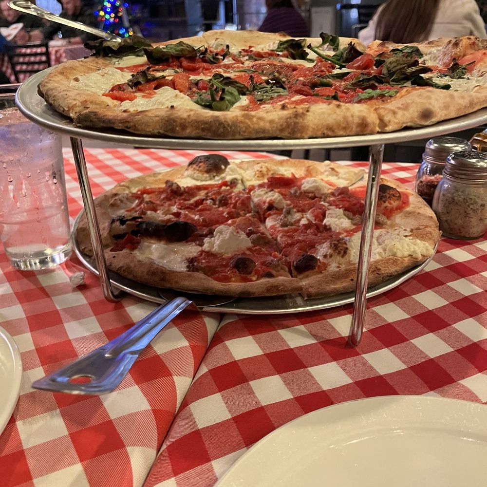 Grimaldi's Pizzeria - Tuscan Veggie, Brooklyn Bridge - Pizza Near Me - Sparks, Nevada Grimaldi's Pizzeria - Tuscan Veggie, Brooklyn Bridge - Pizza Near Me - Sparks, Nevada