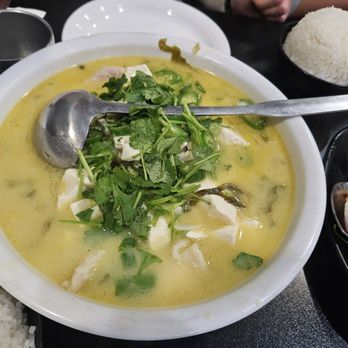 Home Eat - Sichuan style Sauerkraut fish fillet. Amazing as always. - Seafood Near Me - Cupertino, California Home Eat - Sichuan style Sauerkraut fish fillet. Amazing as always. - Seafood Near Me - Cupertino, California