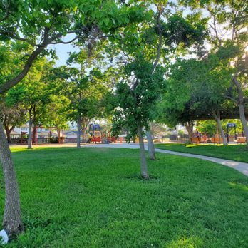 Rainbow Park - Lots of greenery - Parks Near Me - San Jose, California Rainbow Park - Lots of greenery - Parks Near Me - San Jose, California