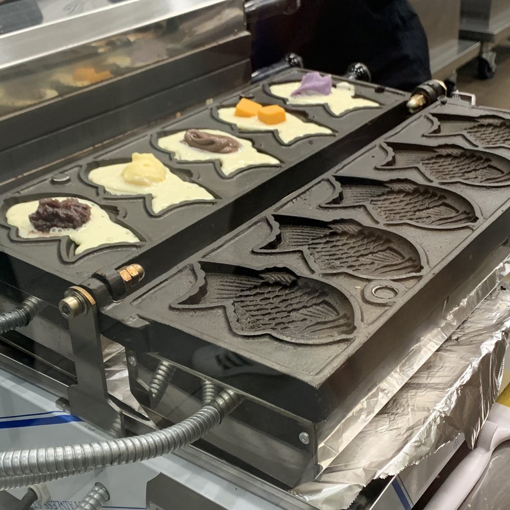 Somisomi - Taiyaki fillings - red bean, custard, Nutella, cheddar, taro - Desserts Near Me - Frisco, Texas Somisomi - Taiyaki fillings - red bean, custard, Nutella, cheddar, taro - Desserts Near Me - Frisco, Texas