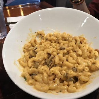 Craft Roots - Mac and cheese - Bars Near Me - Morgan Hill, California