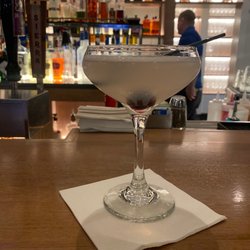 Tark's Grill & Bar - White Cosmo