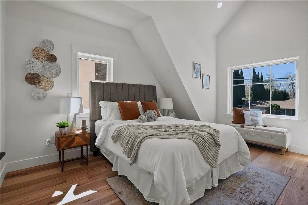 Slide of Urban Builders & Remodeling