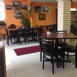 La Plaza Restaurant