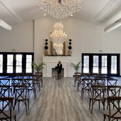 The LedgeCrest Reserve - Main Hall
