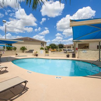 Quality Inn Suites 16 Photos Hotels 4758 E Hwy Rio Grande City Tx Phone Number Yelp
