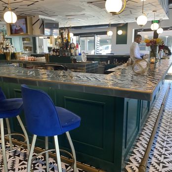 Breakfast At Barneys - Bar area - Breakfast & Brunch Near Me - Atlanta, Georgia Breakfast At Barneys - Bar area - Breakfast & Brunch Near Me - Atlanta, Georgia