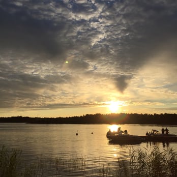 Djurönäset - Sunset from the grill restaurant - Hotels Near Me - Värmdö, Alberta