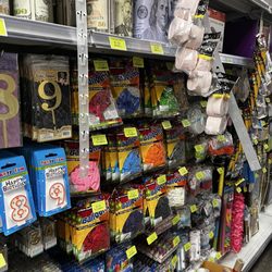 Dollar King - Party supplies galore!