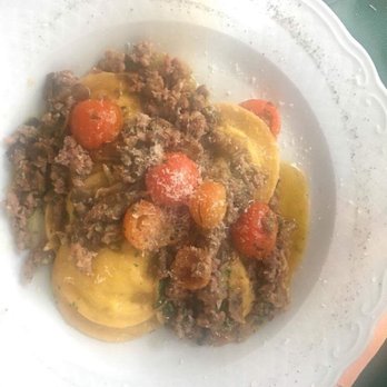 El Rincon Toscano - Truffle ravioli with sausage and tomatos. - Italian Near Me - Estepona, Massachusetts
