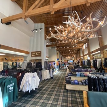 Lee's Tees - Men's Clothing Near Me - Jackson, Wyoming Lee's Tees - Men's Clothing Near Me - Jackson, Wyoming