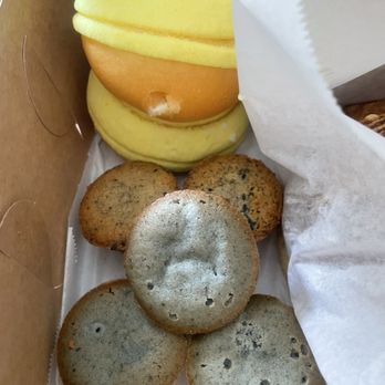 Bake Sum - Black sesame and jasmine mochi bites; pineapple milk buns - Bakeries Near Me - Alameda, California