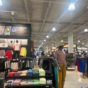 DICK'S Sporting Goods - Big store - Sporting Goods Near Me - Temecula, California