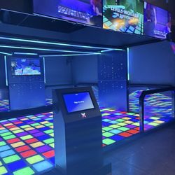 Electric Sports Social