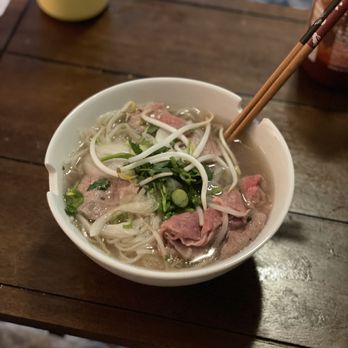 Pho Duong - Pho with rare steak and fatty brisket - Vietnamese Near Me - Fairfax, Virginia Pho Duong - Pho with rare steak and fatty brisket - Vietnamese Near Me - Fairfax, Virginia