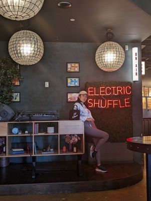 Electric Shuffle Dallas by null